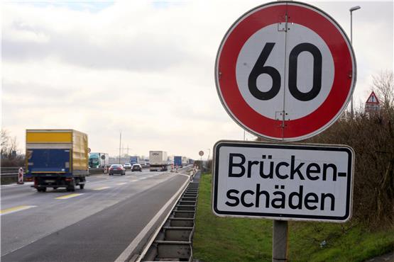 Viele Autobahnbrücken sind in die Jahre gekommen. Foto: Thomas Frey/dpa